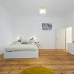 Apartman Wichertstrasse 47 Berlin